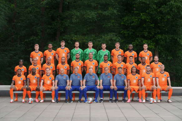 霍姆格伦内,线强力反击,抢断后高效,幸运飞艇,彩票平台,在线投注,高频彩票,中奖机会