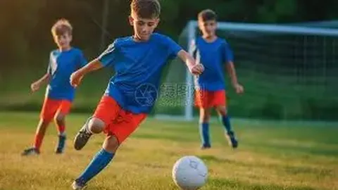 阿森西奥创纪录，本泽马助攻，皇马2-0完胜埃瓦尔